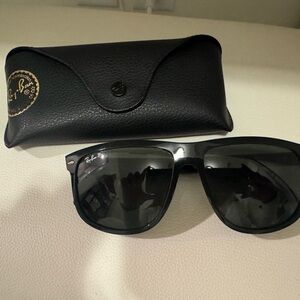Ray-Ban Classic Black Sunglasses